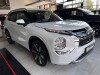 Mitsubishi Outlander ULTIMATE 2.5 CVT 4WD