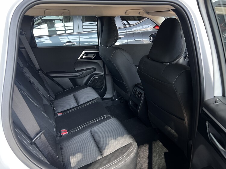 Mitsubishi Outlander BUSINESS 2.5 CVT 2WD